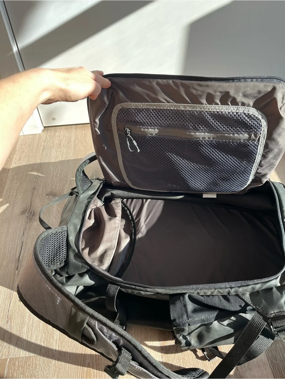 UltrAspire Urban Runner Commuter Backpack